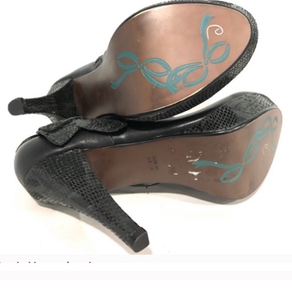 Poetic License booties - Picture 5 of 6